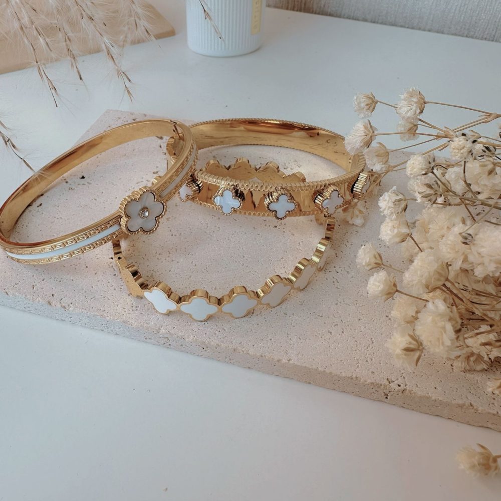 Blanche Clover Bangle - Image 2
