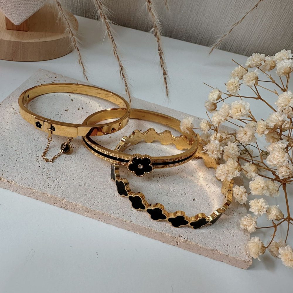 Clover Linked Bangle - Image 2